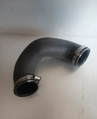 Audi Q7 4L Intercooler hose/pipe 7L6145972E