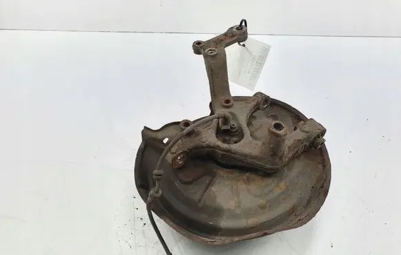 Skoda Octavia Mk2 (1Z) Rear wheel hub spindle/knuckle 1K0435P