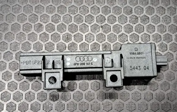 Audi A6 S6 C6 4F Keyless system antenna 4F0909141C
