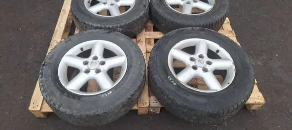 R16 alloy rim