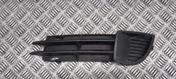 Audi A3 S3 8P Front bumper lower grill 8P4807681A
