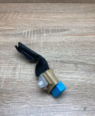 Toyota RAV 4 (XA30) Other relay 9098702027 1567002070 WITHPLUG