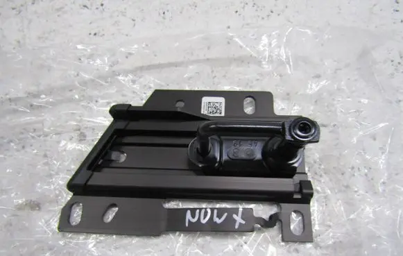 Audi A4 S4 B9 Engine bonnet/hood lock/latch loop/hook 8W0823185E