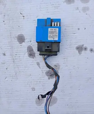 Volkswagen Tiguan Fuel injection pump control unit/module 5N0906093C