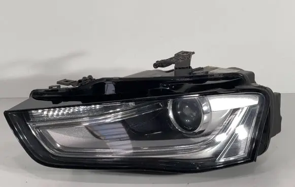 Audi A4 S4 B8 8K Headlight/headlamp 0301275271 LE10B6235 8K0941005C