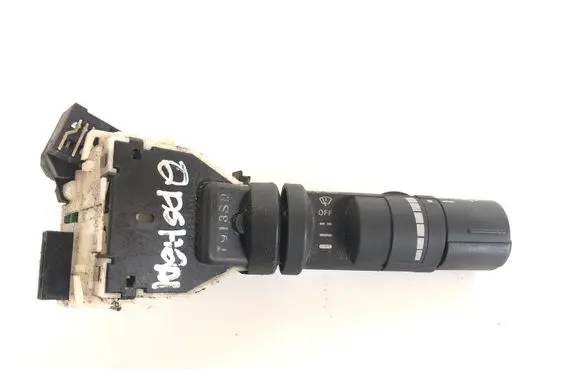 Nissan Qashqai Wiper control stalk 7913SD
