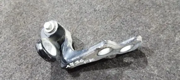 Front door upper hinge