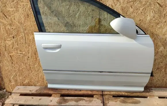 Audi A8 S8 D3 4E Front door