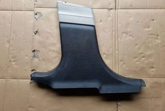 BMW 5 GT F07 (B) pillar trim (bottom) 1751550 560857