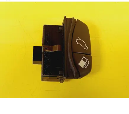 Tailgate opening switch