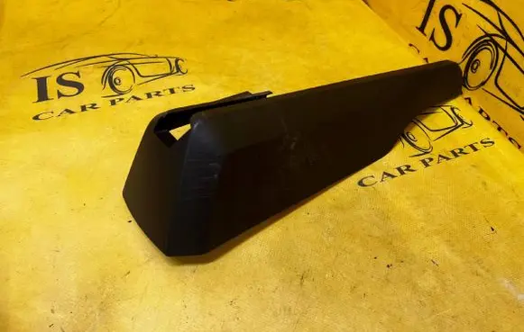 Mercedes-Benz GLS X166 Front passenger seat rail trim A1669190500