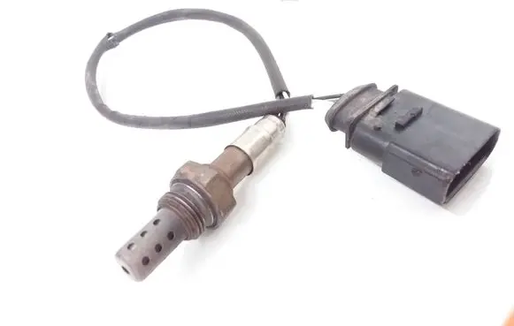 Volkswagen Golf IV Lambda probe sensor T615P