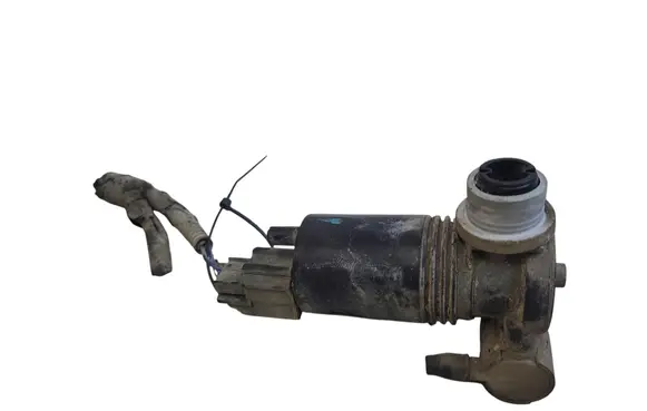 Ford Fiesta Windscreen/windshield washer pump 8A6117K624AA