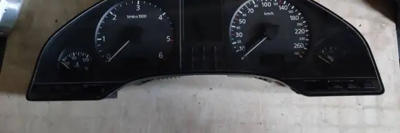 Audi A8 S8 D2 4D Speedometer (instrument cluster) 8l0919860a