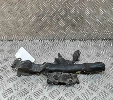 BMW M4 F82 F83 Engine compartment rubber 8058562