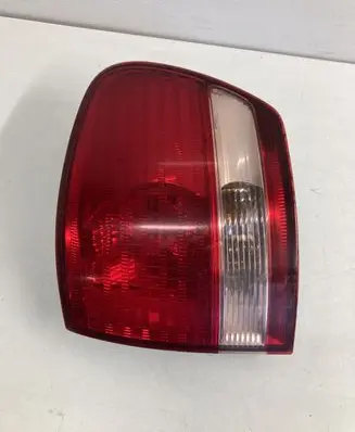 Toyota Avensis Verso Rear/tail lights