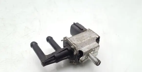 Nissan Note (E11) Turbo solenoid valve K5T48474