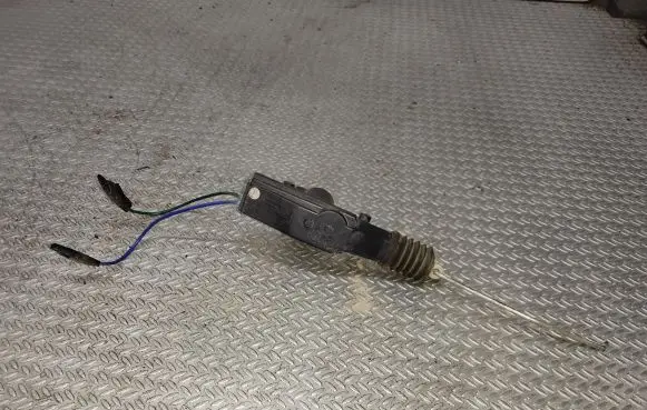 Volkswagen Transporter - Caravelle T4 Central locking motor 