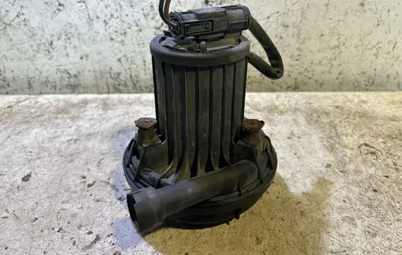 BMW 7 E65 E66 Secondary air pump 7506210