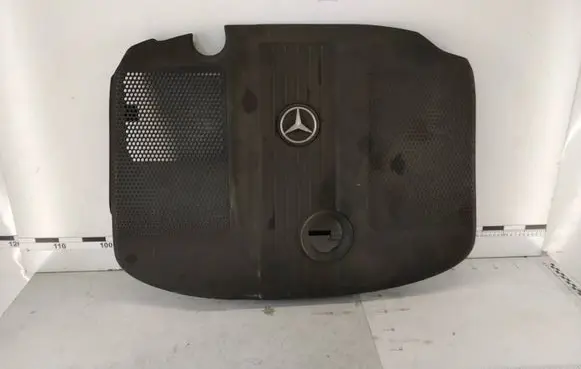 Mercedes-Benz C W204 Engine cover (trim) A6510102167 171504