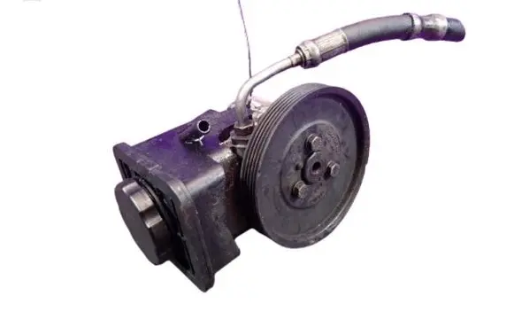 BMW 5 E39 Power steering pump 91208