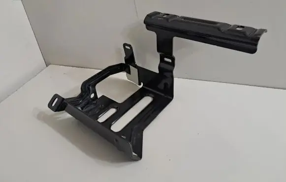 Battery bracket