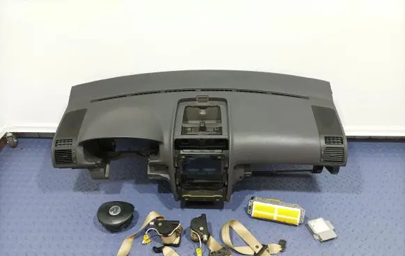Volkswagen Touran I Dashboard