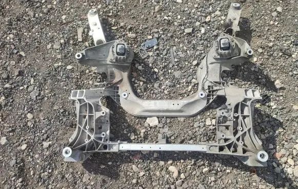 BMW 5 F10 F11 Front subframe 31116799321 6797647
