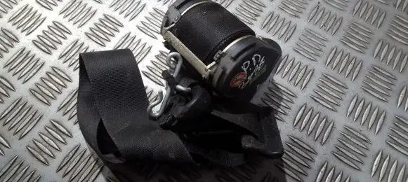 Ford Focus Front seatbelt 98aba61294db