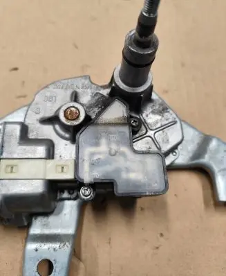 Suzuki Swift II Rear window wiper motor