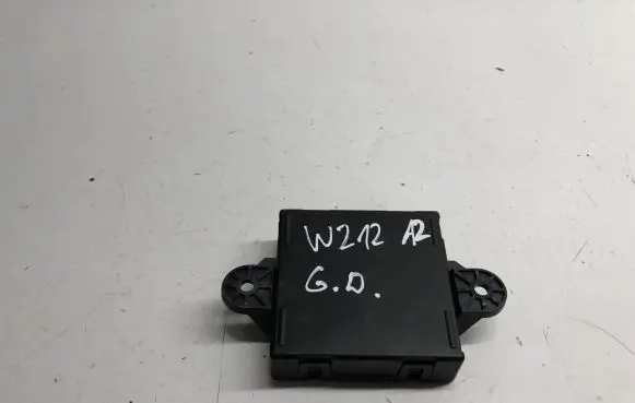 Mercedes-Benz E W212 Door control unit/module A2189001501