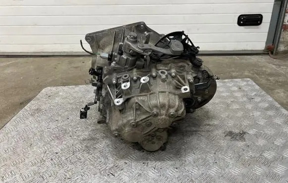Opel Insignia B Manual 6 speed gearbox 20RDD6 5317383