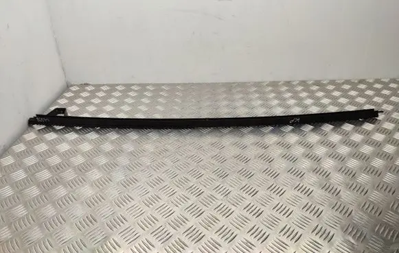 Ford Transit Custom Front door windshield rail 