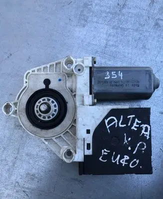 Seat Altea Front door window regulator with motor 1K0959793D F005S00148