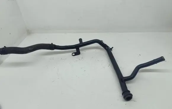 Audi Q5 SQ5 Engine coolant pipe/hose 06A121065