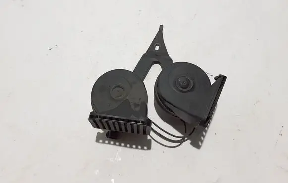 Chevrolet Silverado Horn signal 85130075