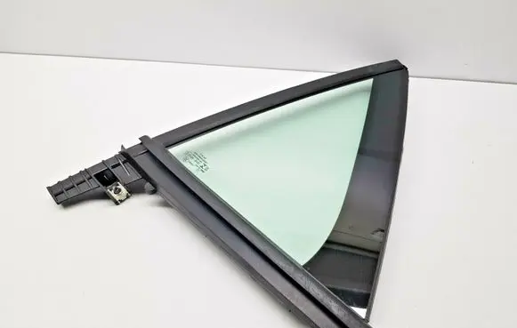 Volkswagen ID.3 Front triangle window/glass 10A845213F nr8067