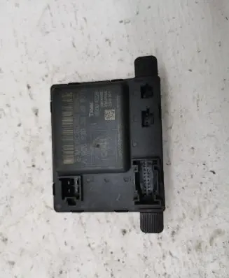 Mercedes-Benz Sprinter W906 Door control unit/module