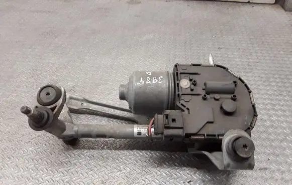 Seat Altea XL Front wiper linkage and motor 5P0955024E