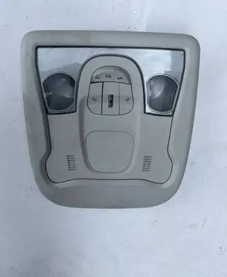 Jeep Renegade Other interior light JEEP RENEGADE LAMPKA OŚWIETLENIE KABINY LIFT 18R