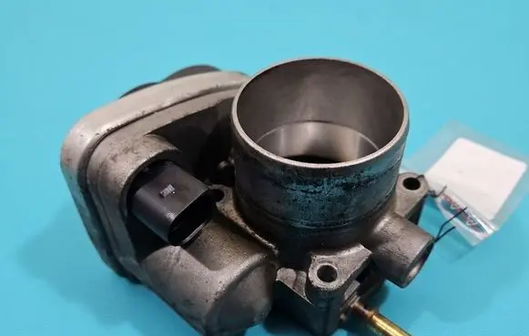 Renault Clio III Throttle body valve 8200190230 IMPRK1518235