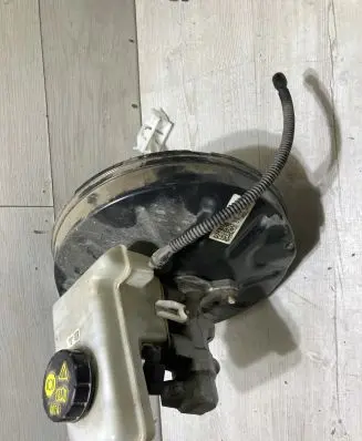 Skoda Octavia Mk3 (5E) Brake booster 5q1614105de