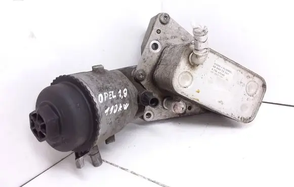 Engine oil radiator