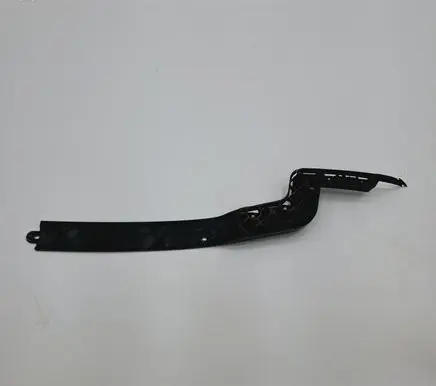 Front bumper lip