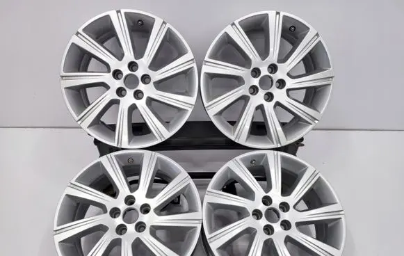 Jaguar E-Pace R18 alloy rim 