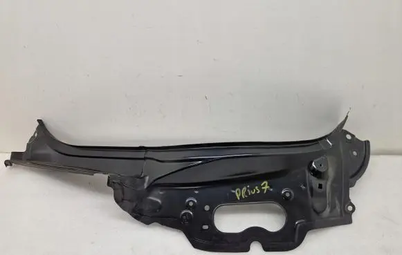 Toyota Prius xw60 Tail light part WZMOCNIENIE