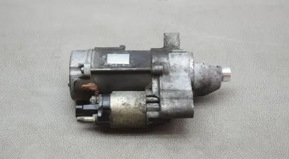 Audi A6 S6 C7 4G Starter motor 03L911024B