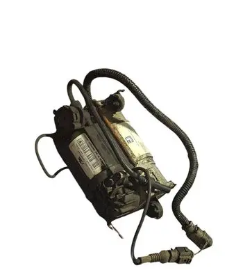 Audi A8 S8 D3 4E Air suspension compressor/pump 4E0616007