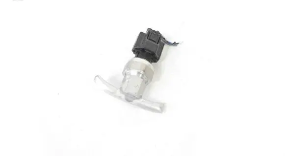 Mazda CX-5 Air conditioning (A/C) pressure sensor 92CP813