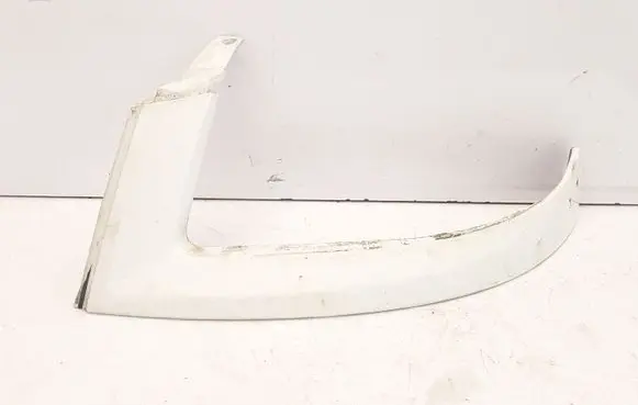 Under headlight/headlamp trim